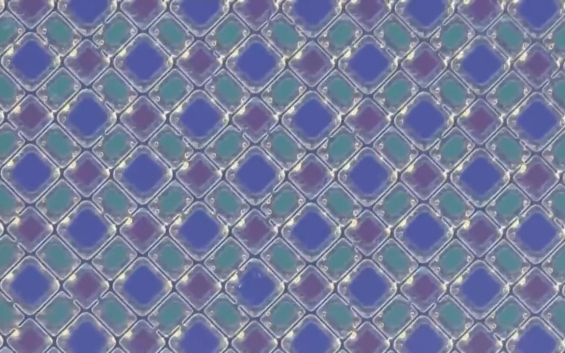 摆动摄影术看穿苹果 iPhone 17 Pro，屏幕原来是“3D”的