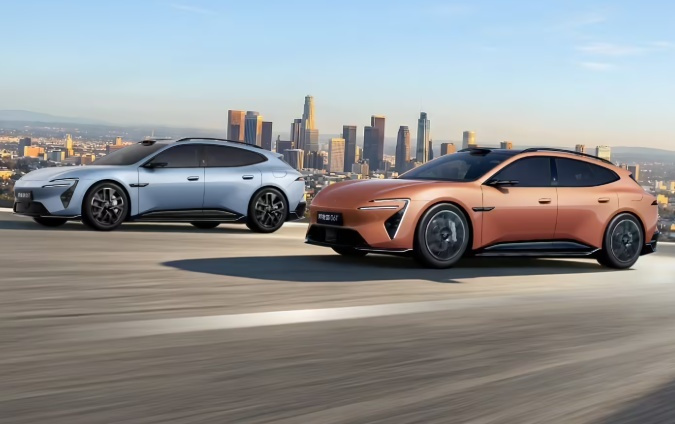 阿维塔06T官宣4月22日上市，预售22.99万元起