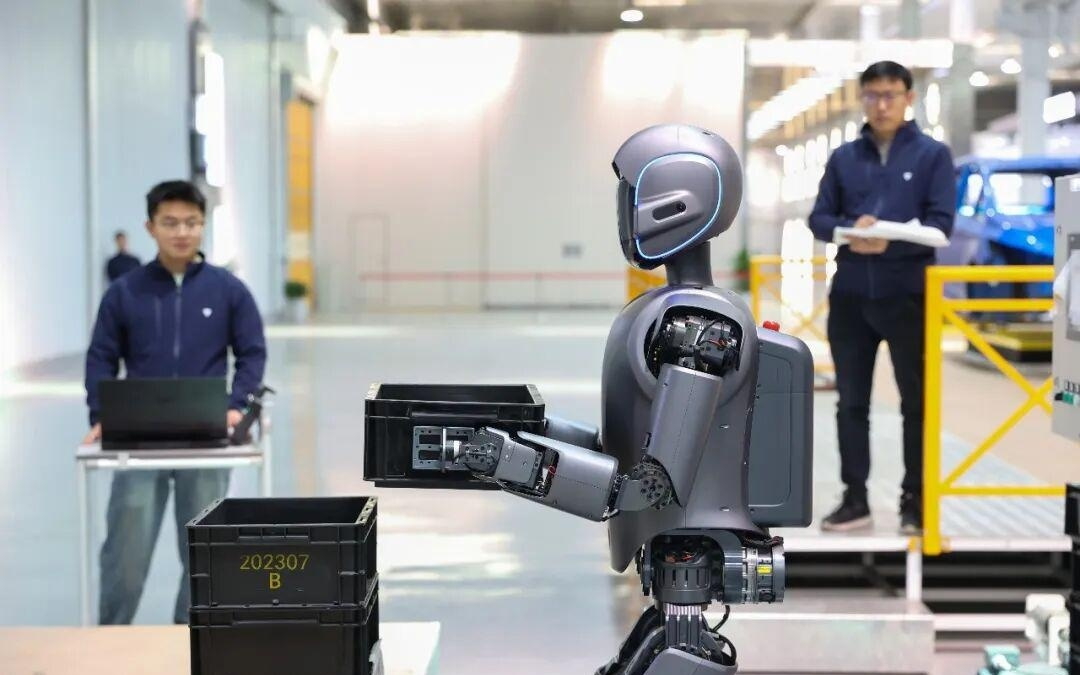 新质策源导刊丨AI智能体加速入场,人类如何不离场