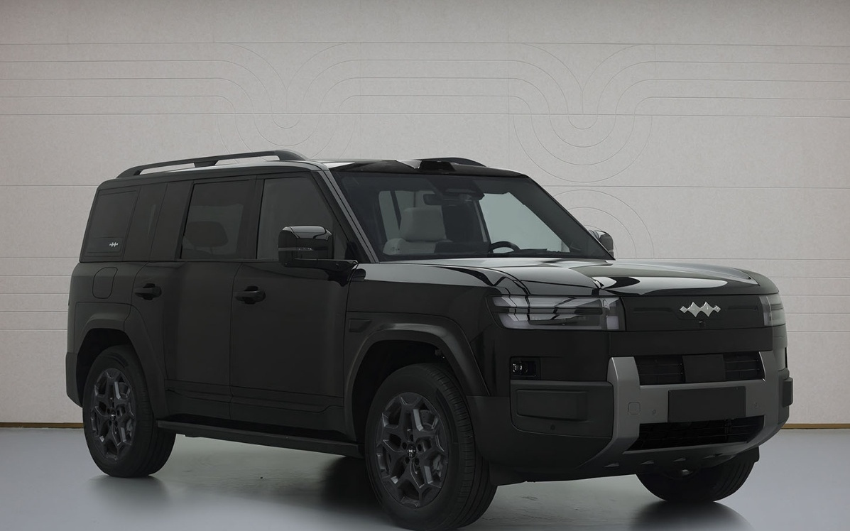 比亚迪方程豹钛7纯电版车型申报：215kW + 300kW双电机