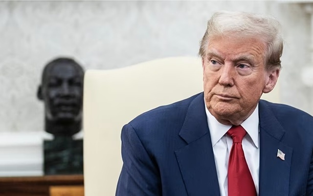 特朗普急了！启动历史性AI创世计划，举全国之力发展AI