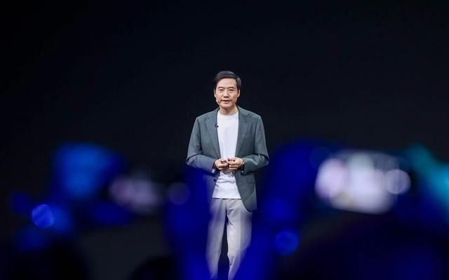 雷军建议智能驾驶内容进驾考