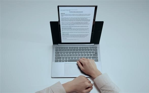 笔记本屏幕站起来了：全球首款垂直旋转PC发布！来自联想
