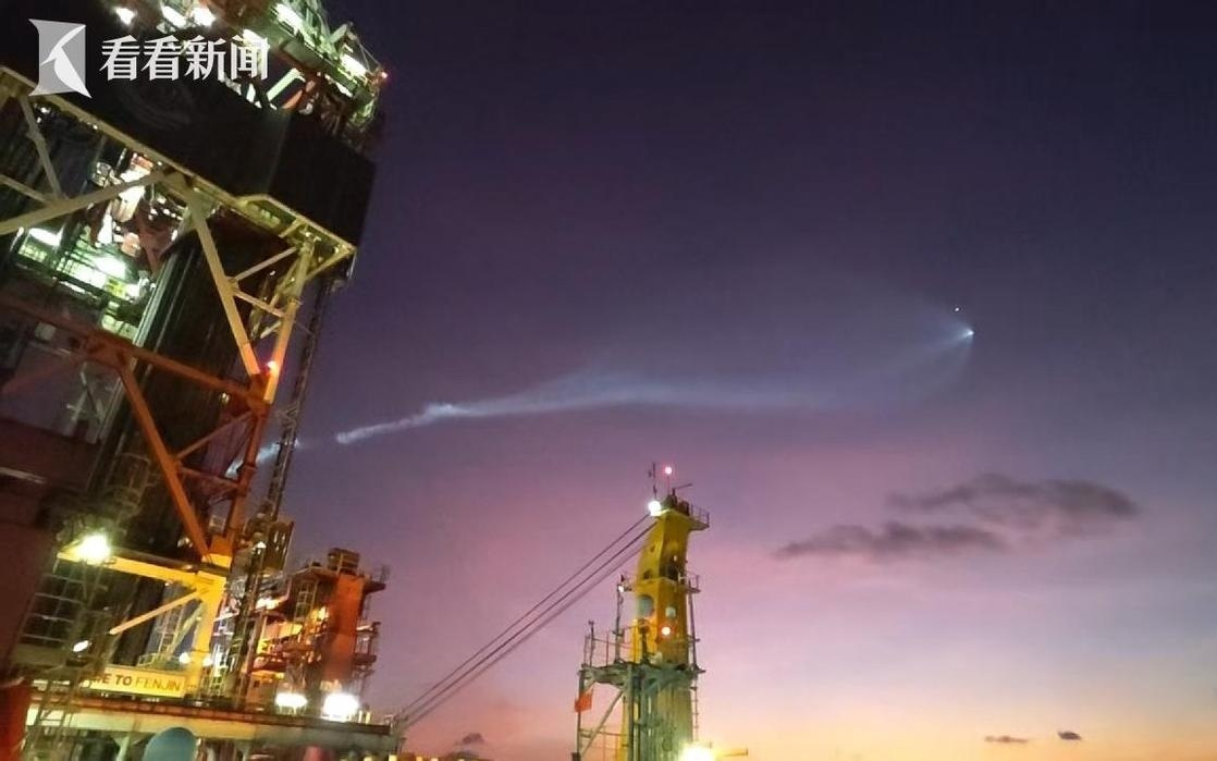 “太空水母” 与大国重器同框！