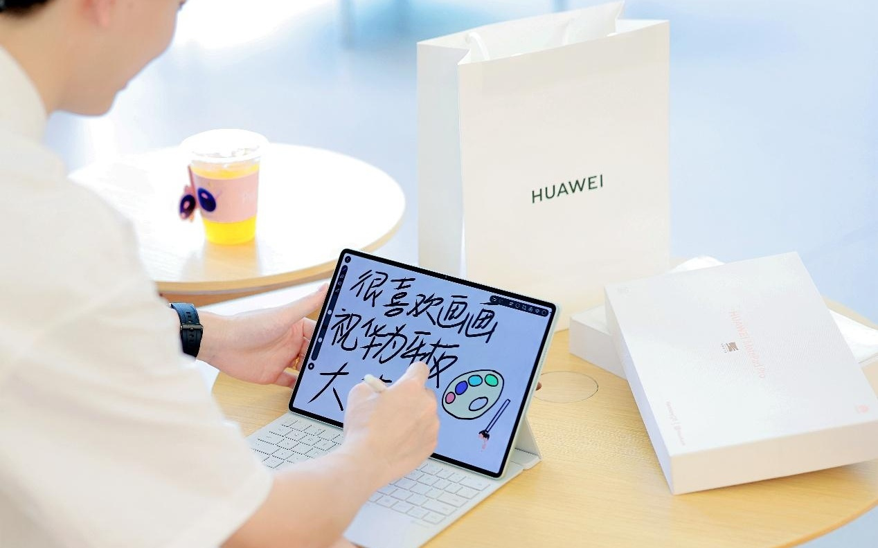 华为MatePad Pro 12.2英寸凭什么成为平板市场的“生产力新标杆”