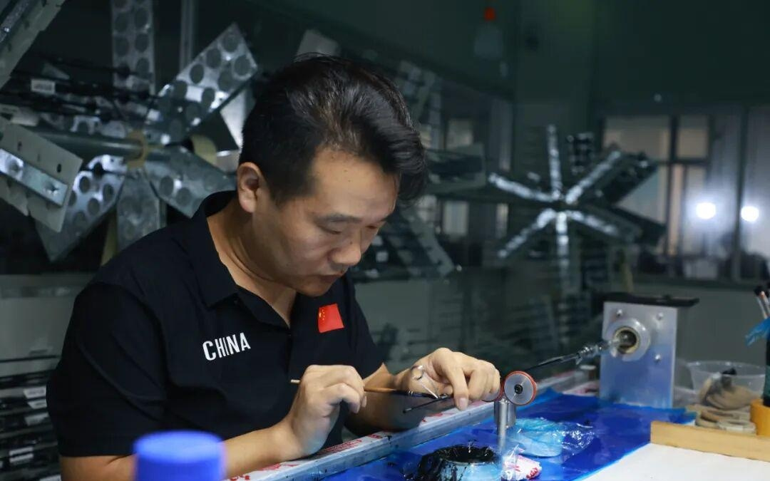 一根路亚卖出 60 万支，两个门外汉在拼多多圈粉年轻钓鱼佬？