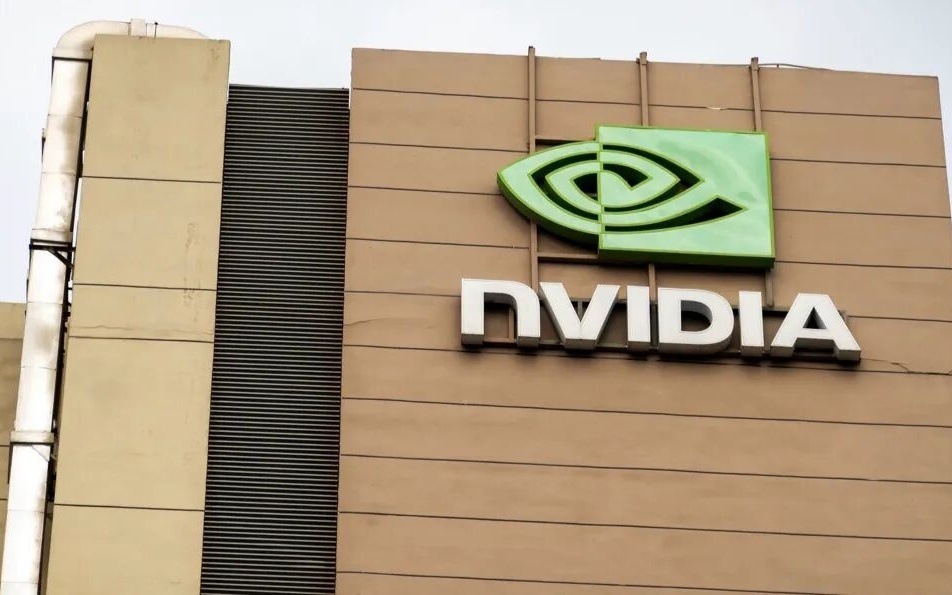 英伟达市值再次突破5万亿美元