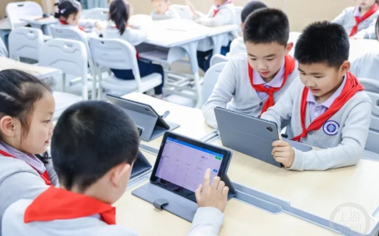 2025智博会丨科大讯飞亮相智博会，以自主可控的AI技术助力智能产业变革