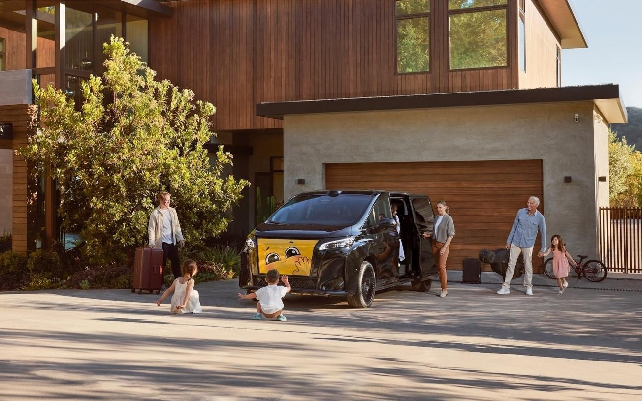 法拉第未来 FX Super One 迪拜首秀后 48 小时获 200+ 付费预订单