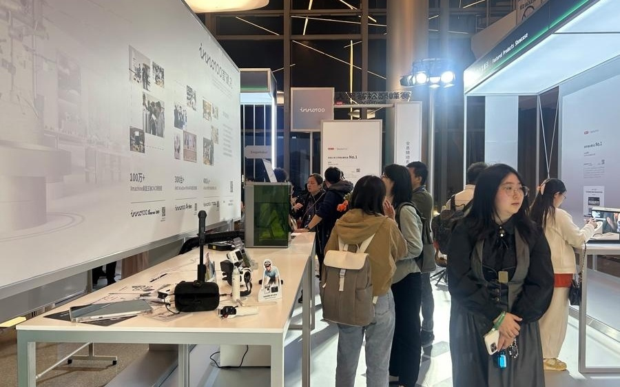 在张江奋战48小时，200人跑一场“脑力马拉松”，最小仅12岁