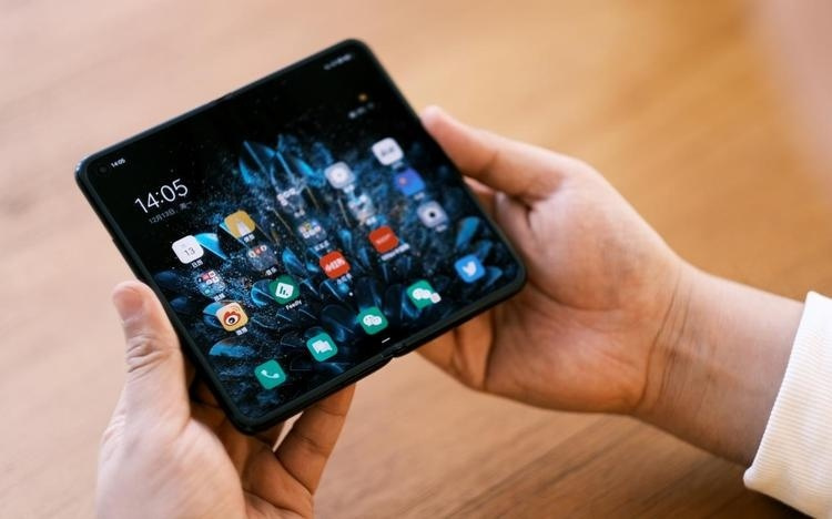 售价超 17000 元的 iPhone 折叠屏，是苹果给 iPad mini 准备的“豪华葬礼”