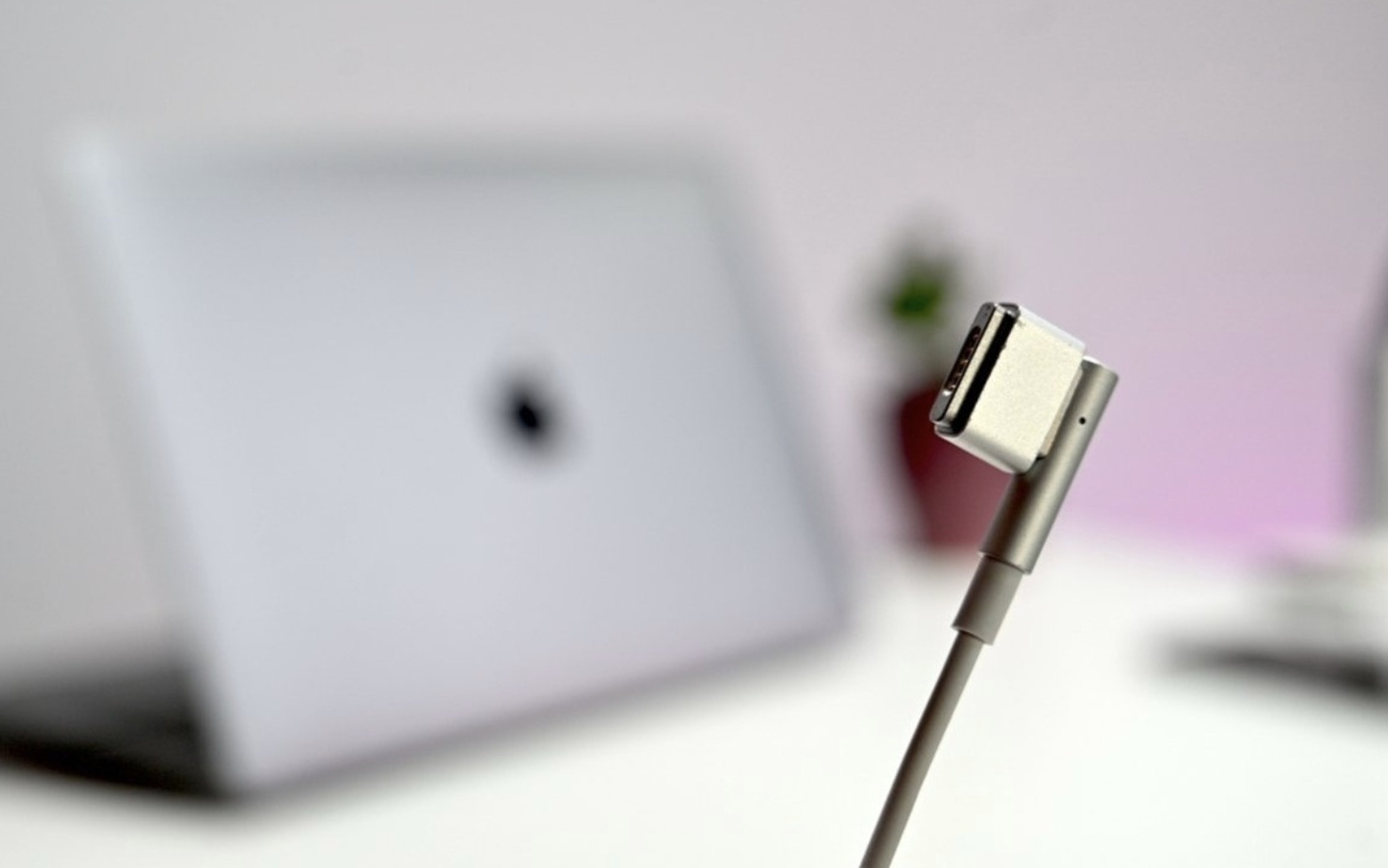 外媒驳斥“苹果iPhone 18 Pro引入磁吸接口取代USB-C”传言