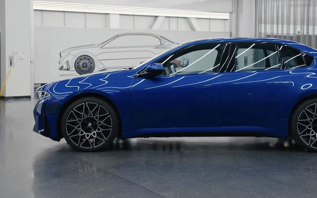 宝马全新i3车型外观图曝光,基于Neue Klasse系列概念车打造