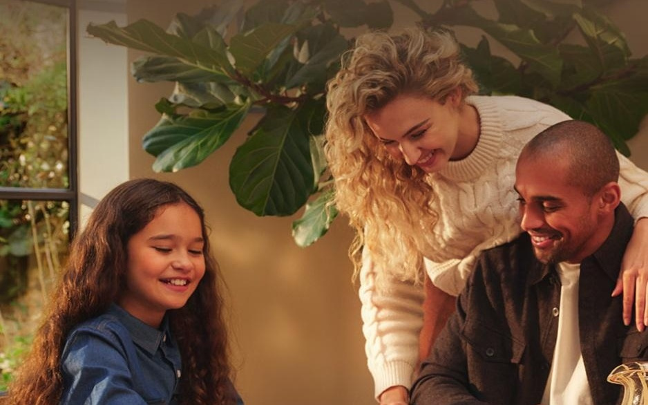 哈曼卡顿推出LUNA 2便携蓝牙音箱，1499元