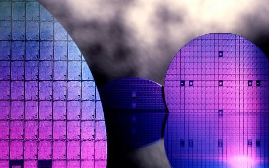 联华电子推出14nm eHV FinFET技术平台，面向手机DDIC等应用
