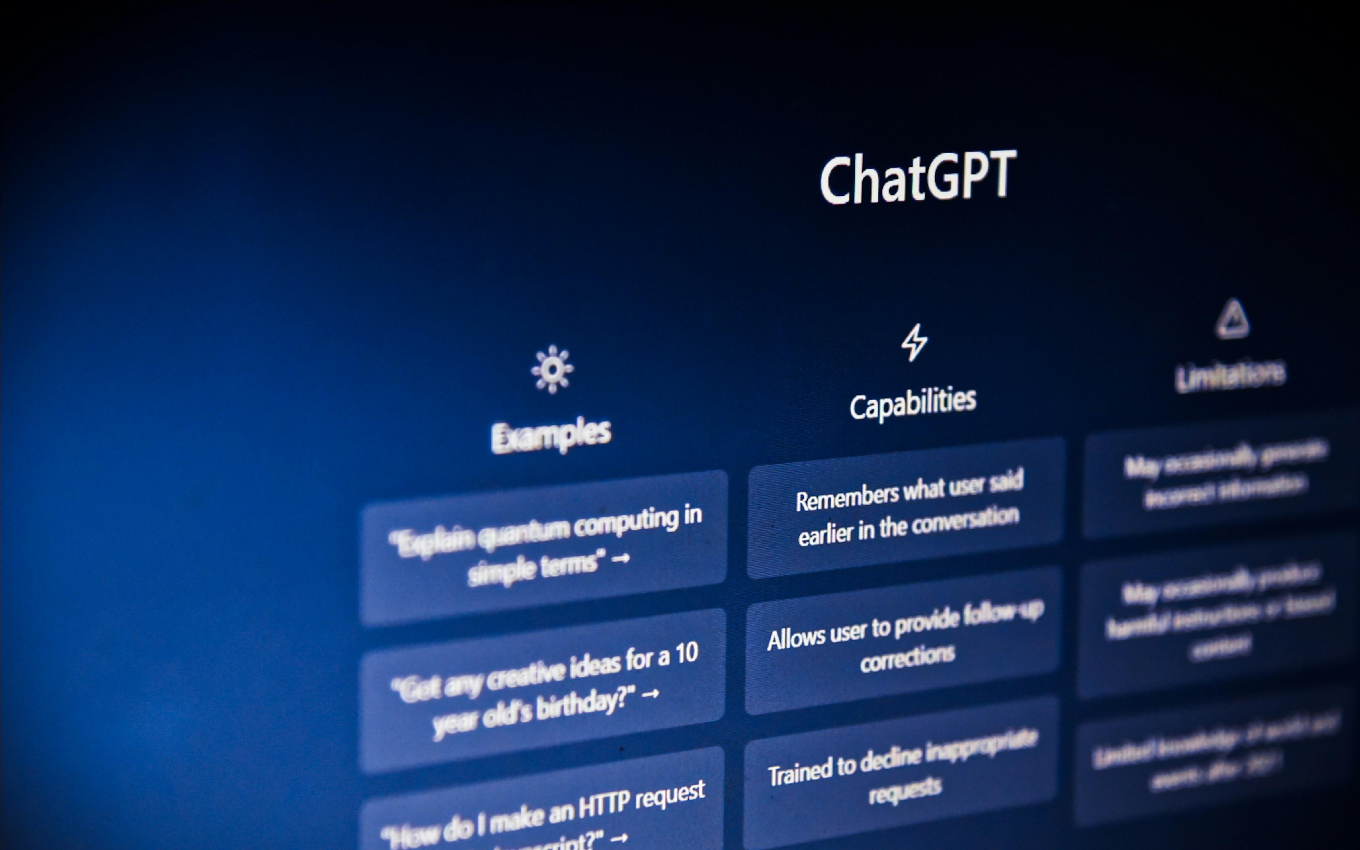 ChatGPT三周岁了，什么最让你意外？