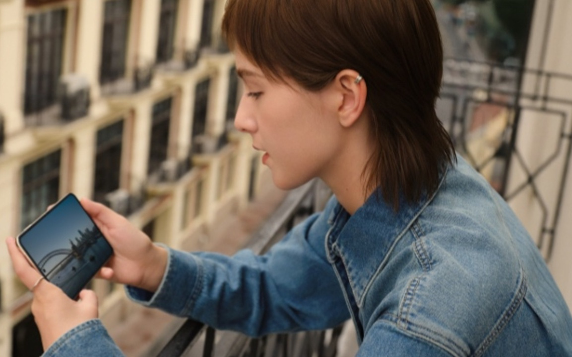 800元新年礼遇优惠！华为Pura X，“有眼光、超贴心”的夸夸礼