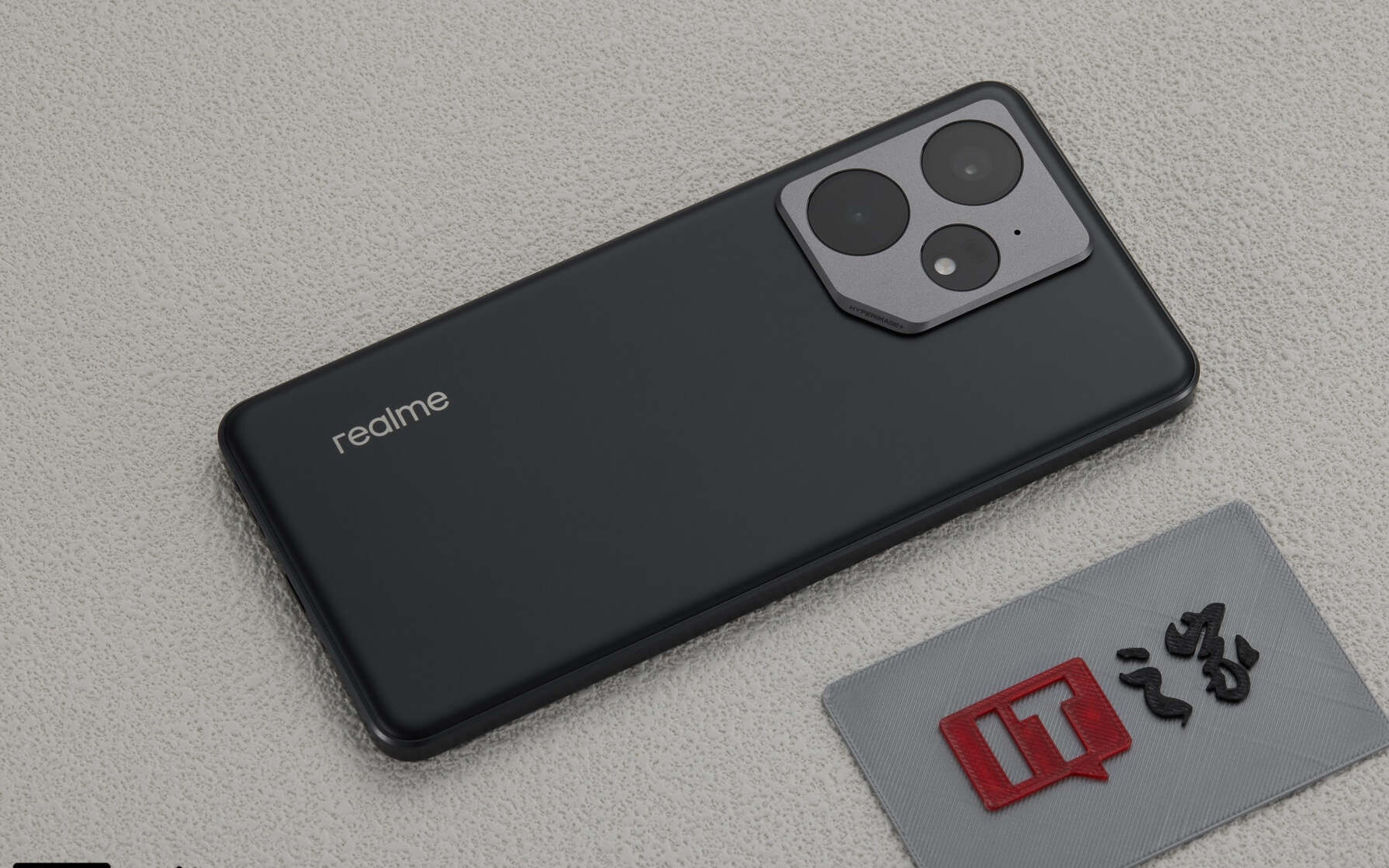 realme 真我 Neo7 手机获 realmeUI 6 15.0.0.1103 升级