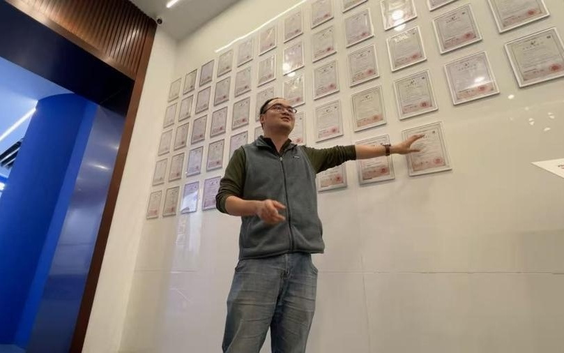 实验室的故事|上海超导实验室硬刚“卡脖子” 拿下 7 个全球第一