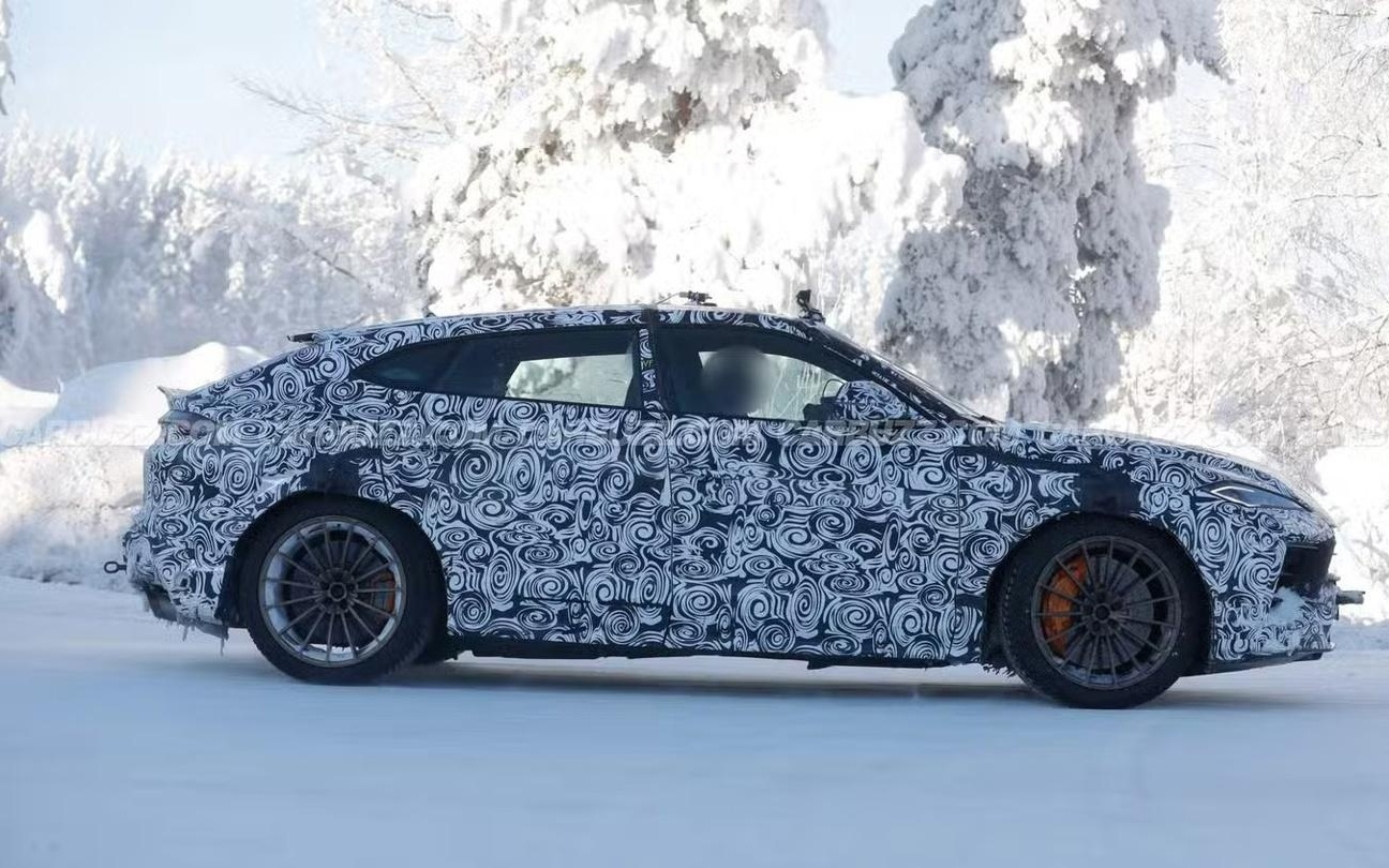 Urus SE Performante路测图曝光：兰博基尼最强SUV