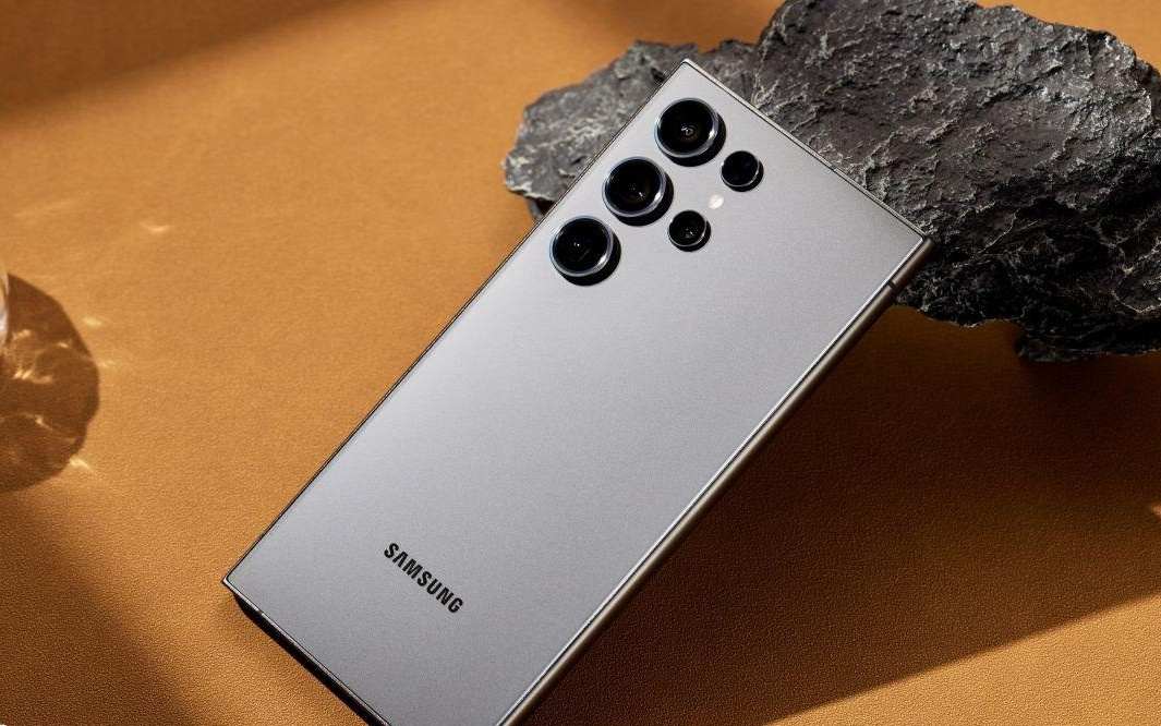 消息称三星Galaxy S Ultra旗舰手机主摄“硬件停滞”