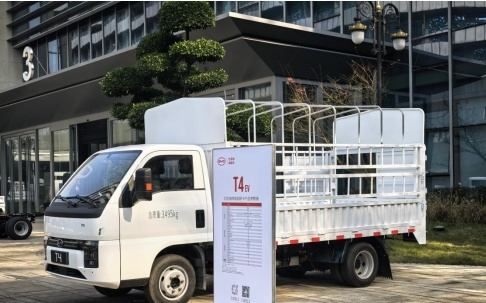新能源技术创新普惠轻卡，比亚迪轿卡T4开启省钱新时代