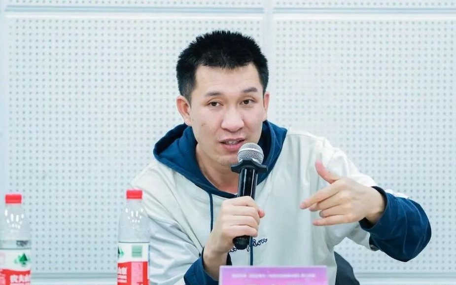 曾拿下华为最高个人荣誉！清华博士下场做AI4S，融资数亿