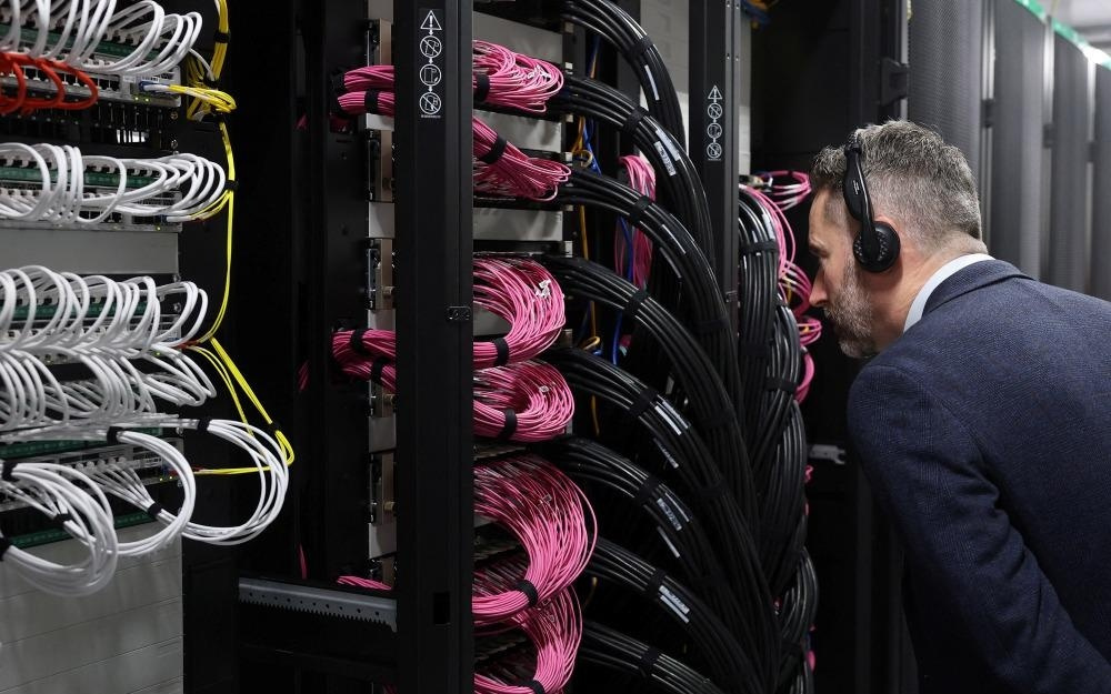 英国想当“AI超级大国”，结果卡在这儿了...