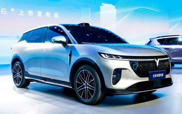 全新岚图知音上市：搭载乾崑智驾ADS 4及鸿蒙座舱5