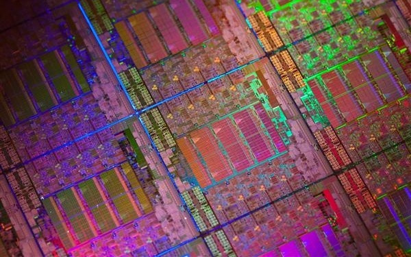 DeepSeek V4力挺国产芯!优先支持华为等AI芯片:巨头已开始提前抢货