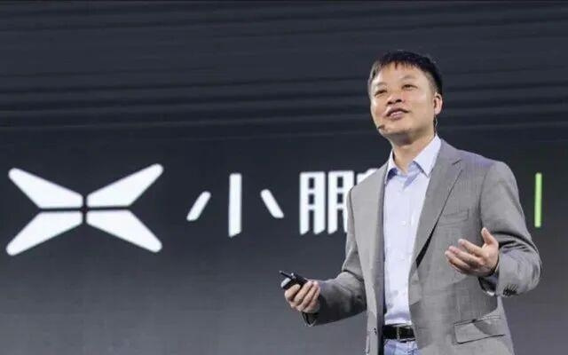 小鹏汽车八年累计亏430.94亿元，资产破千亿何小鹏财富一年增长超百亿