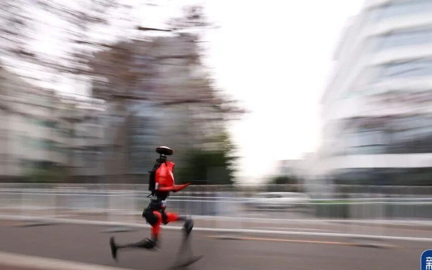 「侠客岛」当机器人打破人类纪录