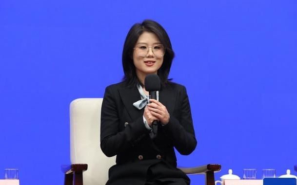 6G将如何改变你我的生活?对话中国移动“95后”研究员张雨童|奋斗者说