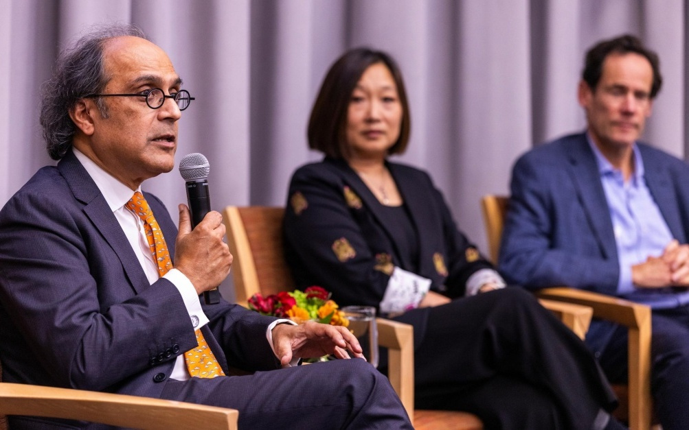 硅谷亲手砸掉自己饭碗?930万岗位正进入AI风险区