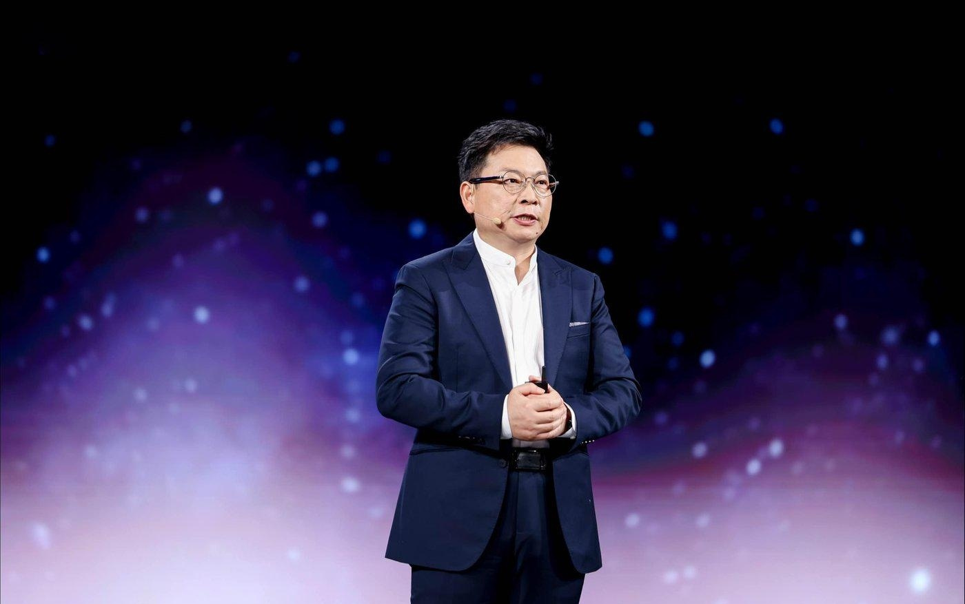 一枚“星”标，开启享界冲击高端新阶段