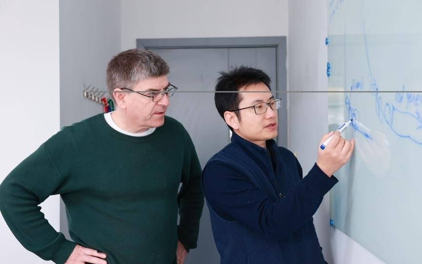 古老领域结出创新成果！豆科植物与根瘤菌的完美合作，始于这样的“身份验证”