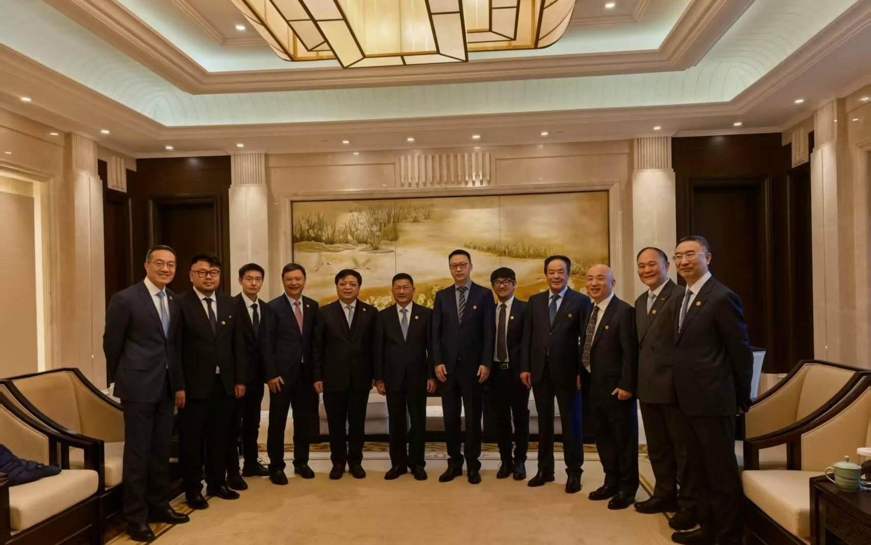 零跑汽车与宝马集团高层在杭会面交流