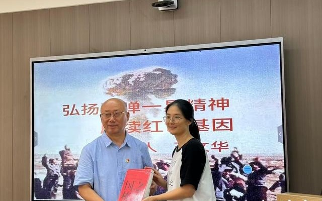 从“东风导弹”到“两弹一星”，科普作家王文华讲述科学家精神