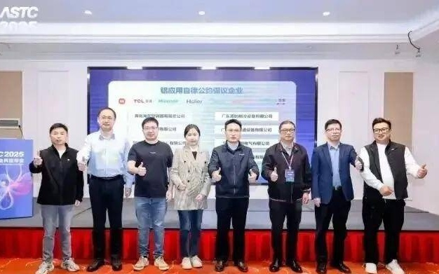 董明珠拒绝空调材料“铝代铜”，格力站在新“十字路口”