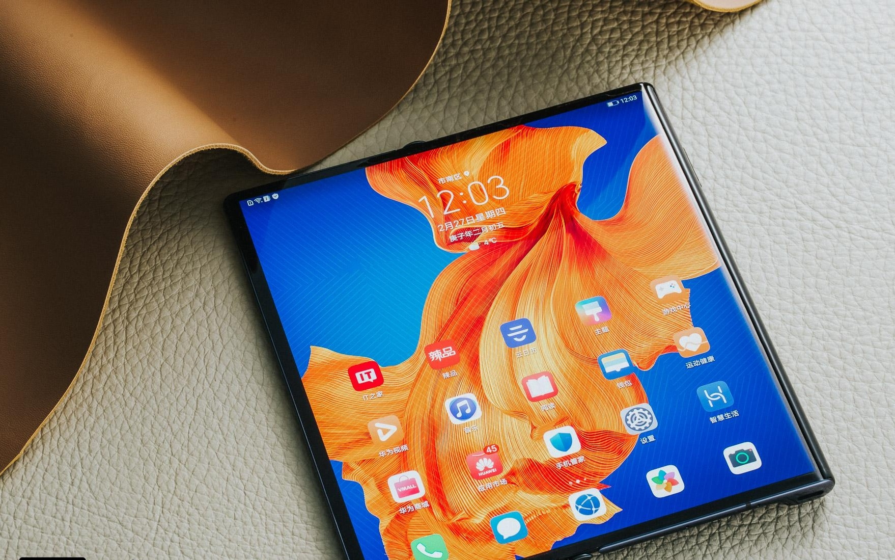 华为Mate Xs折叠屏手机获HarmonyOS 4.2.0.121更新