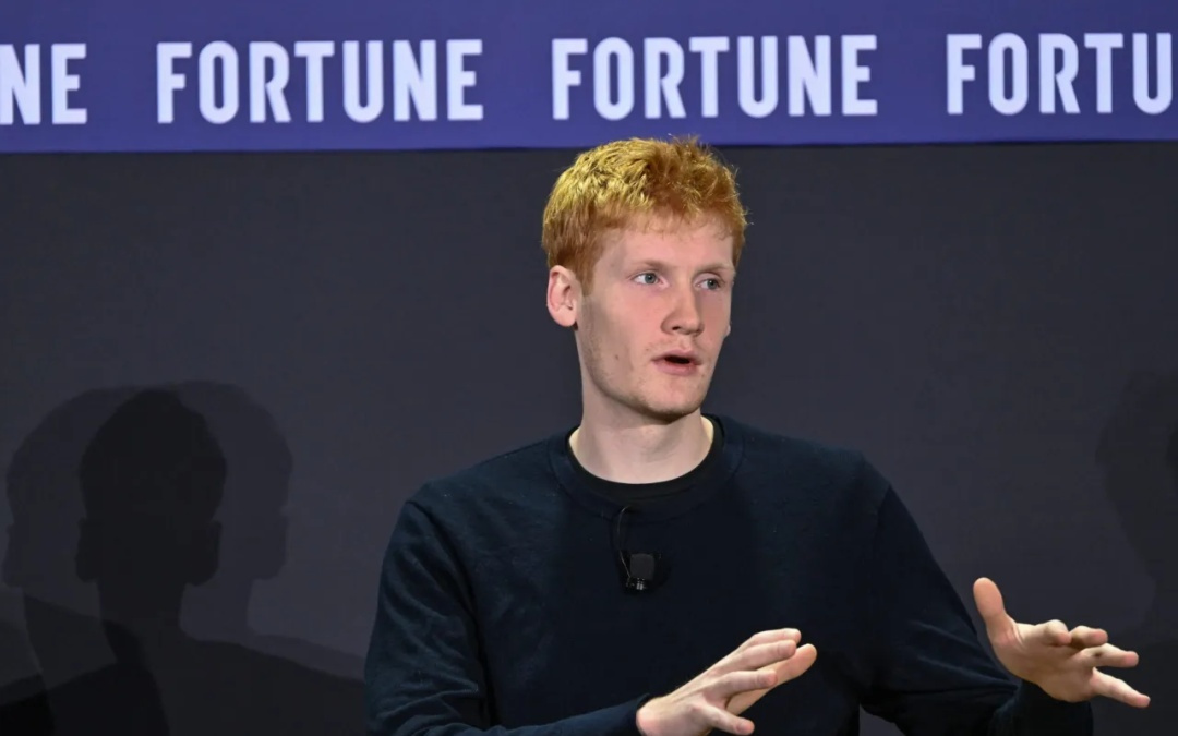 代码死了，死在Cursor生成3000000行浏览器的那个晚上！