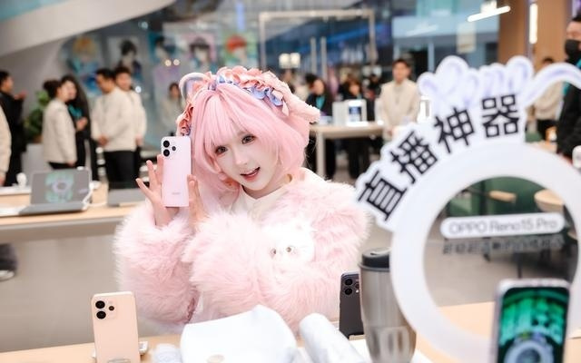 郑州“首店经济”再添新动能！OPPO中原首店落地