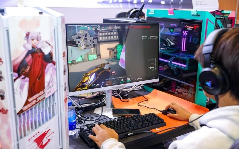 马化腾夸腾讯游戏“强得可怕”,但未成年人保护仍有漏洞