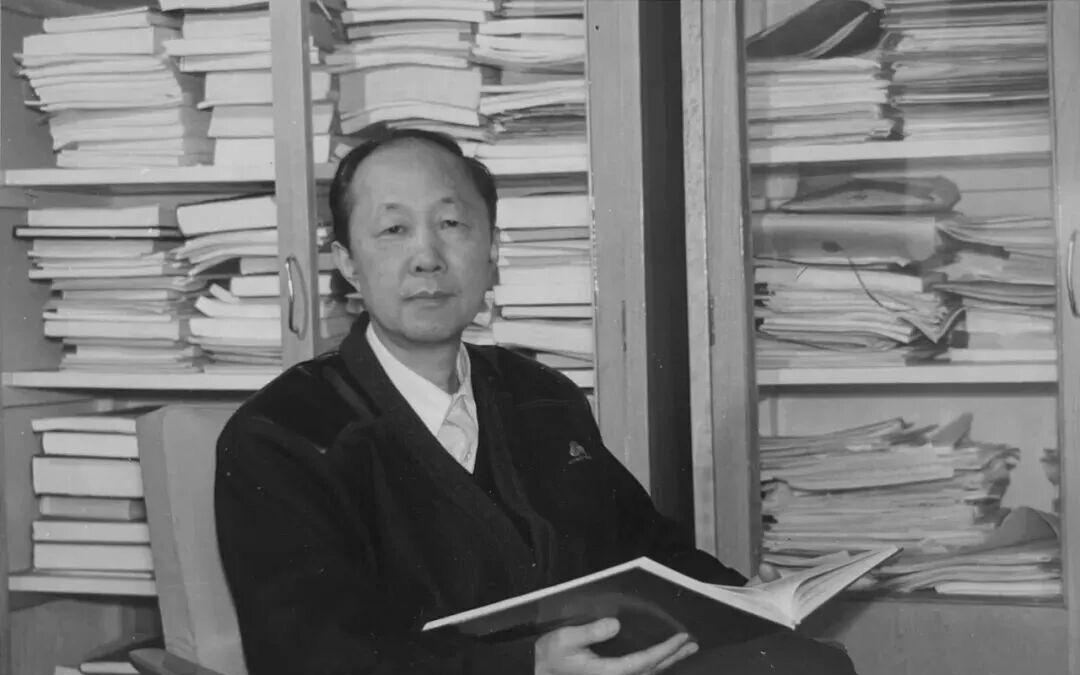 追忆著名粒子物理学家郑志鹏：曾获中国物理学会终身成就奖