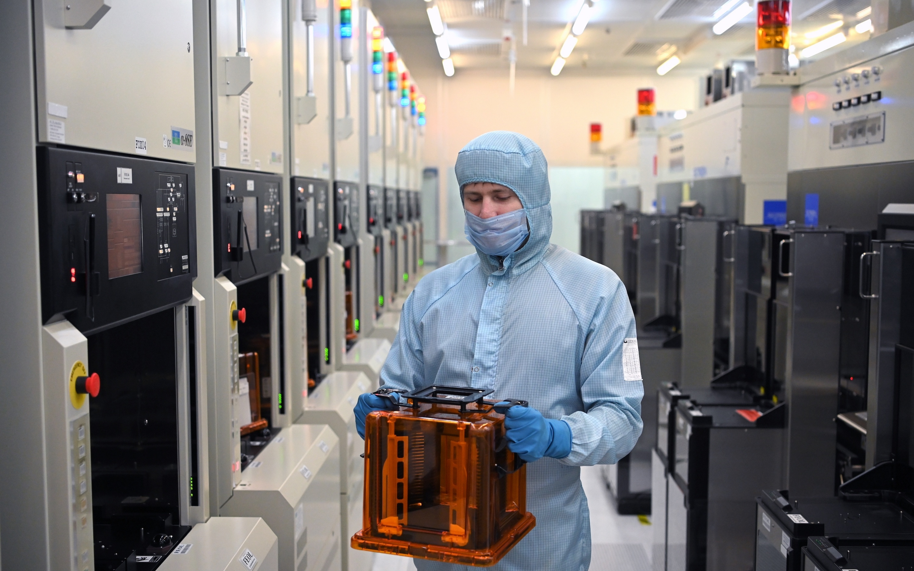 俄应实现微电子主权独立