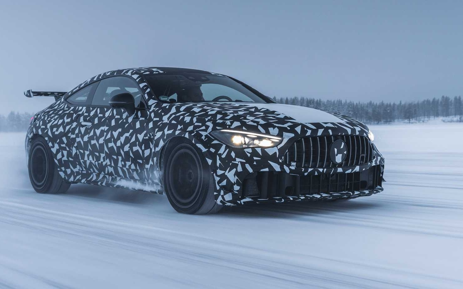 AMG“新车攻势”曝光:三款纯电性能车,或含燃油GT系列收官之作