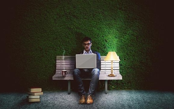 AI要来卖东西了！代码曝光ChatGPT将加入广告内容