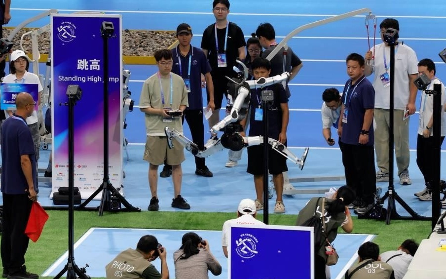 首届世界人形机器人运动会盘点：多项赛事诞生亮眼成绩