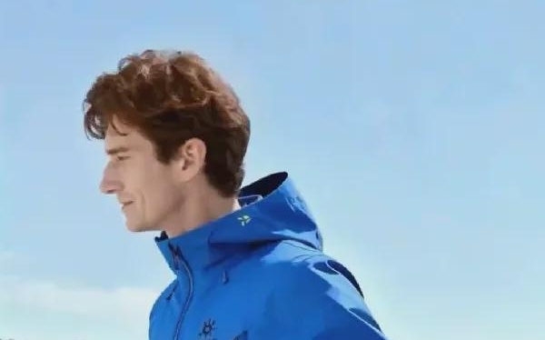 频频引爆时尚新品，京东的底气藏在这条“超级供应链”里