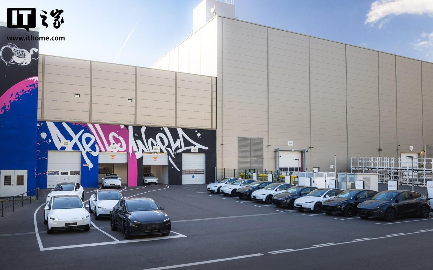 特斯拉柏林超级工厂开始生产全新Model Y标准版车型